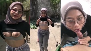Jilbab Jingga Membuat Resah